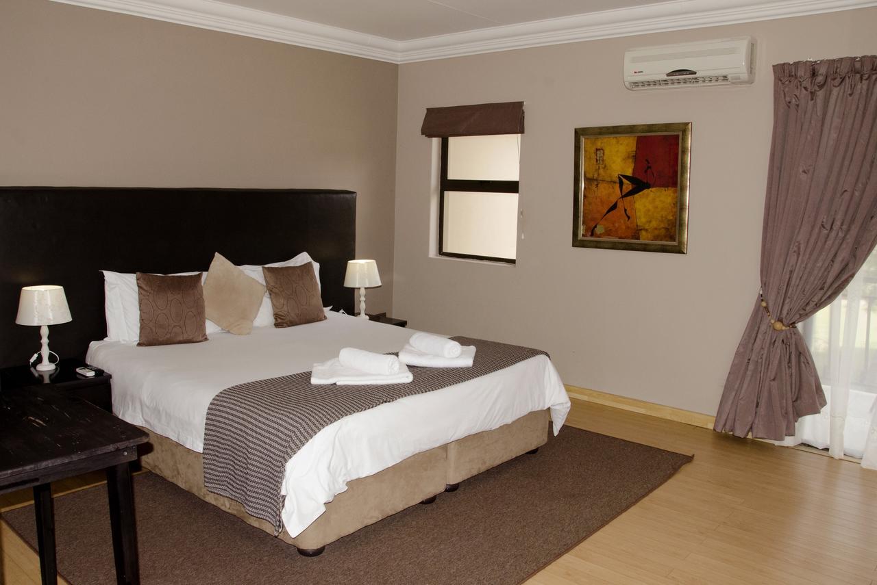 Three Oaks And An Aloe Boutique Hotel Hartbeespoort Pokój zdjęcie